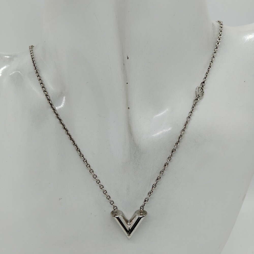 No Tariff Louis Vuitton Necklace Silver #196806L14 - Picture 8 of 8